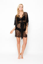 Rendezvous Short Robe