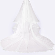 Versailles veil